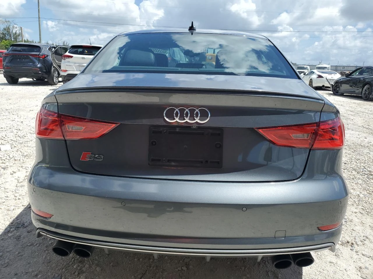 Audi S3 PREMIUM PLUS* ПОДГРЕВИ* ШИБИДАХ - изображение 5