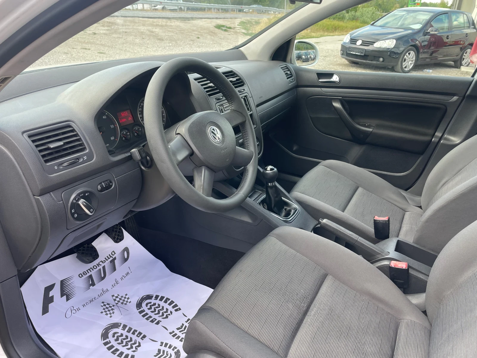 VW Golf 1.9TDI-105-ITALIA | Mobile.bg — изображение 13
