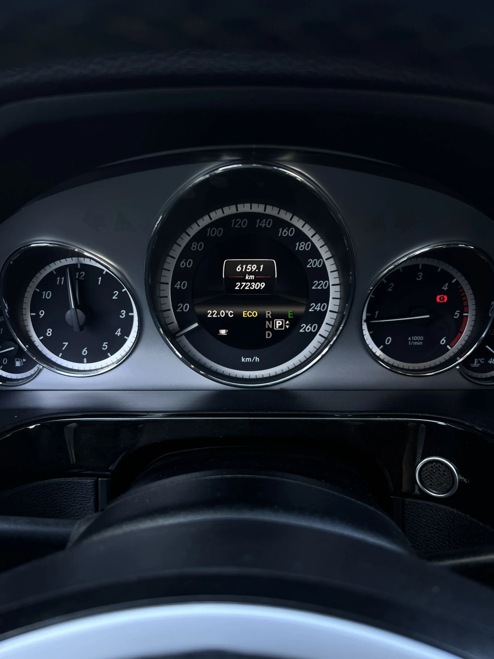 Mercedes-Benz E 220 AMG . | Mobile.bg   13