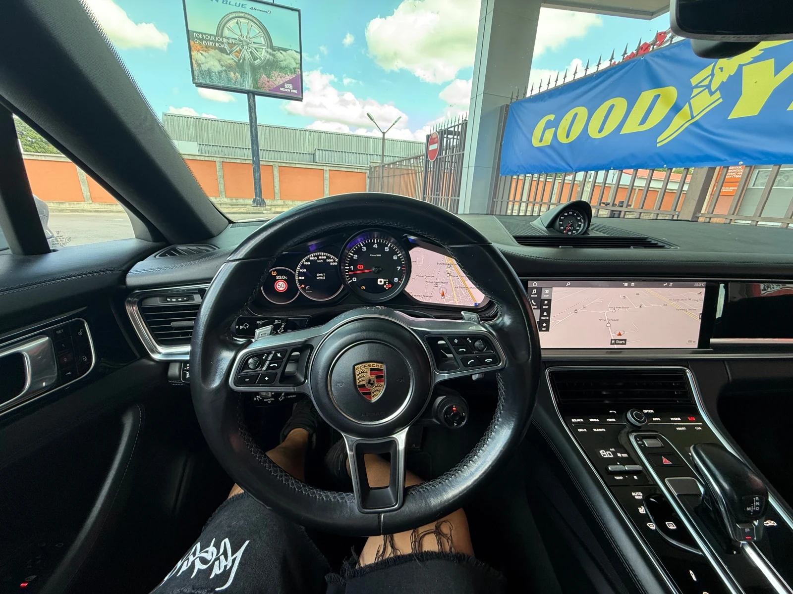 Porsche Panamera 4S* БАРТЕР* ОБДСЛУЖЕН | Mobile.bg — изображение 12