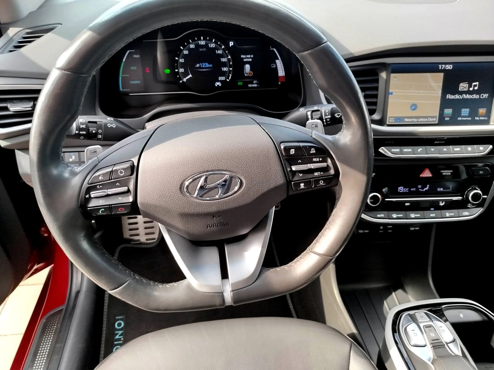 Hyundai Ioniq  - изображение 9