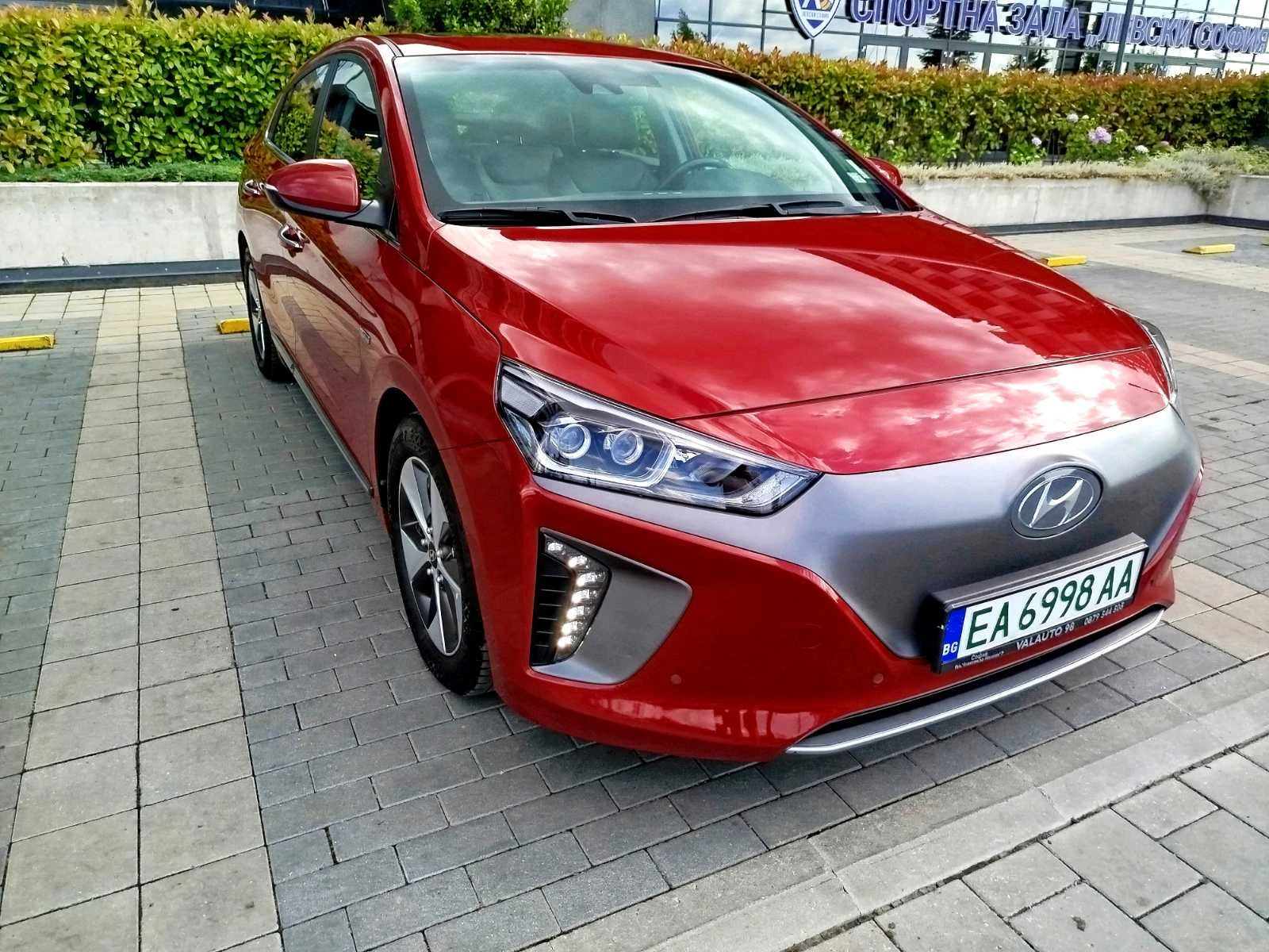 Hyundai Ioniq  - изображение 2