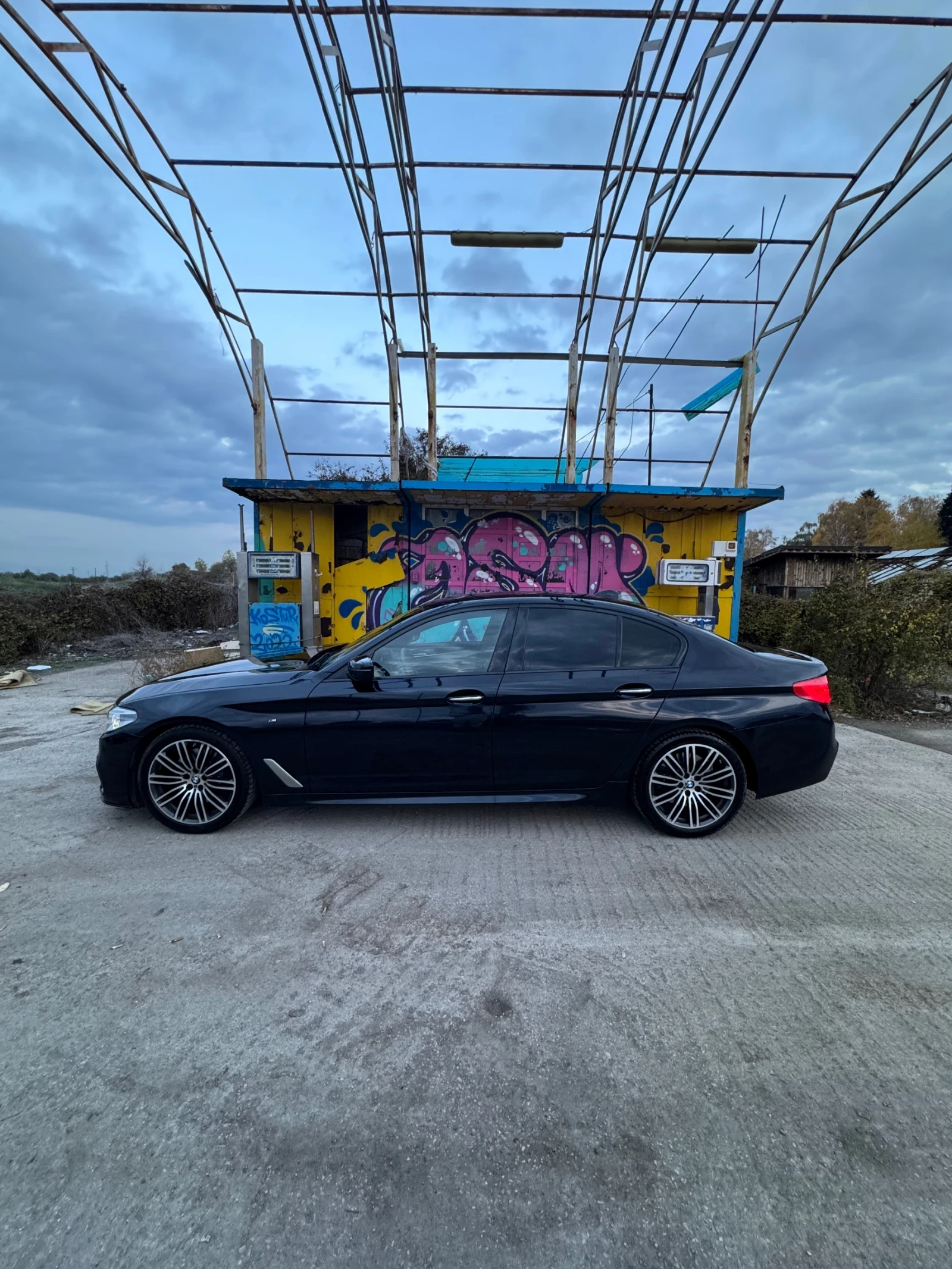 BMW 530 Adaptive LED / Seats - изображение 2