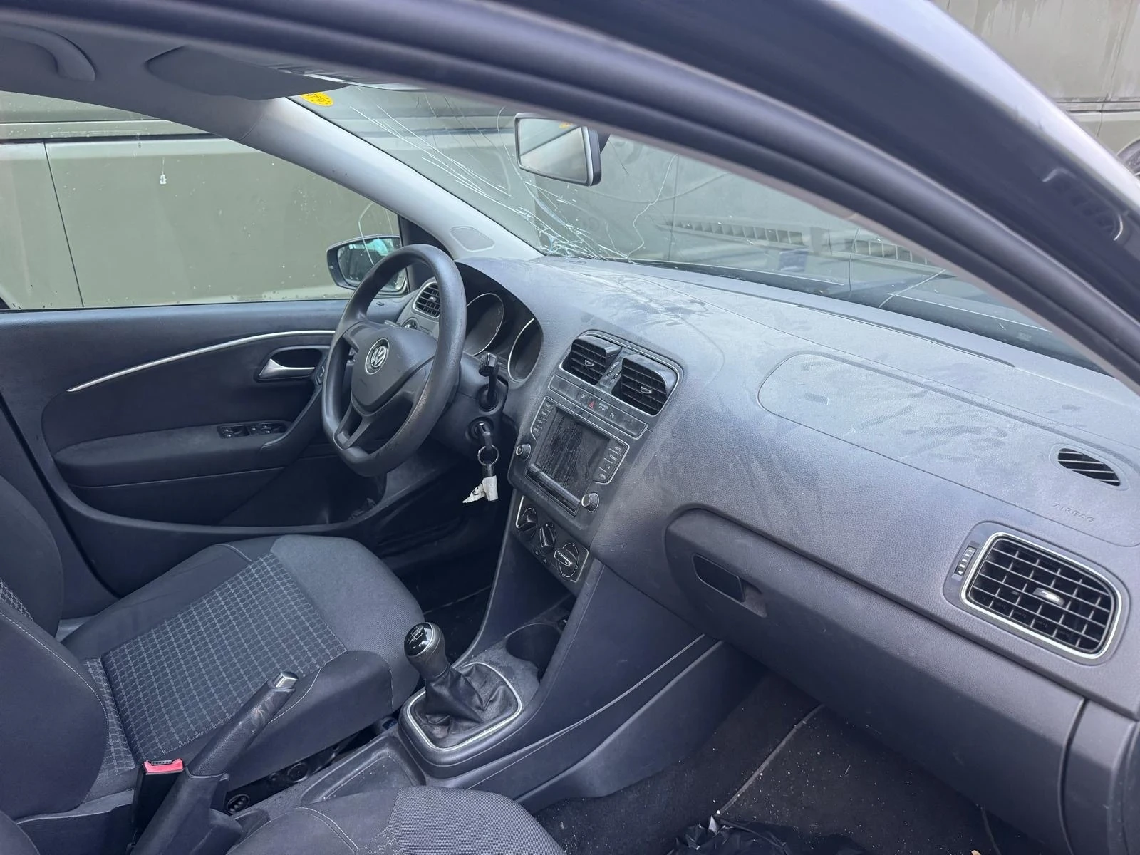 VW Polo 1.4 TDI CUS - изображение 7