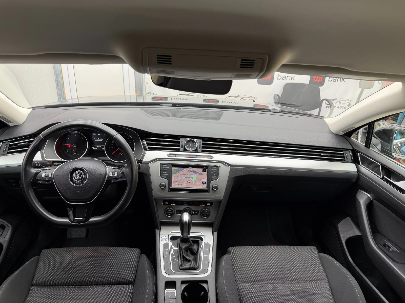 VW Passat 2.0TDI* 150к.с* СЕРВИЗНА КНИЖКА С ПЪЛНА ИСТОРИЯ В  - изображение 10