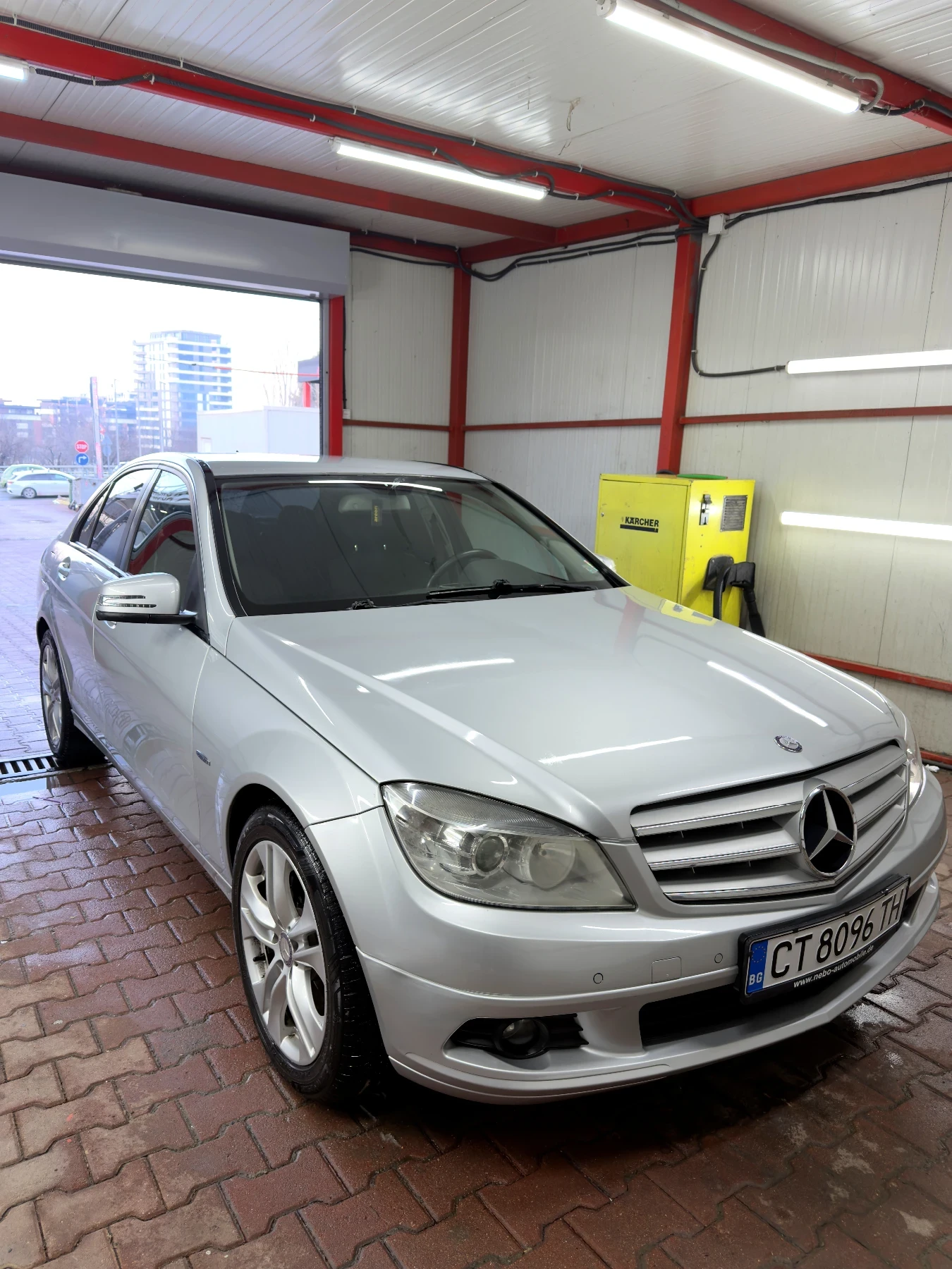 Mercedes-Benz C 180  - изображение 2