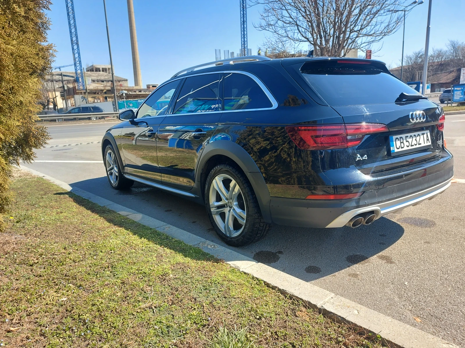 Audi A4 Allroad FULLL LED DIGITAL COCKPIT 2.0TDI, снимка 7 - Автомобили и джипове - 53751373