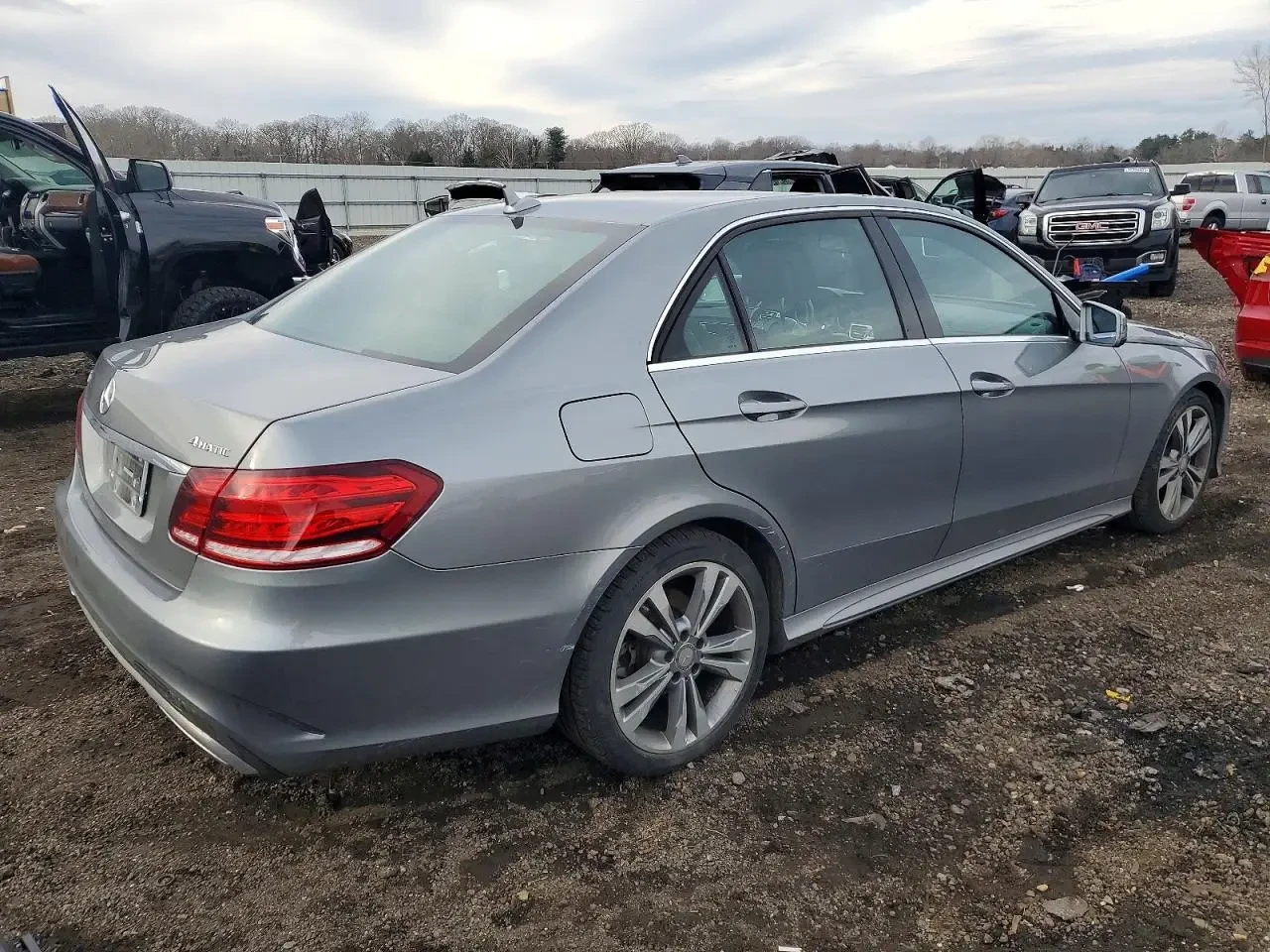 Mercedes-Benz E 350 4matic, снимка 5 - Автомобили и джипове - 53955591