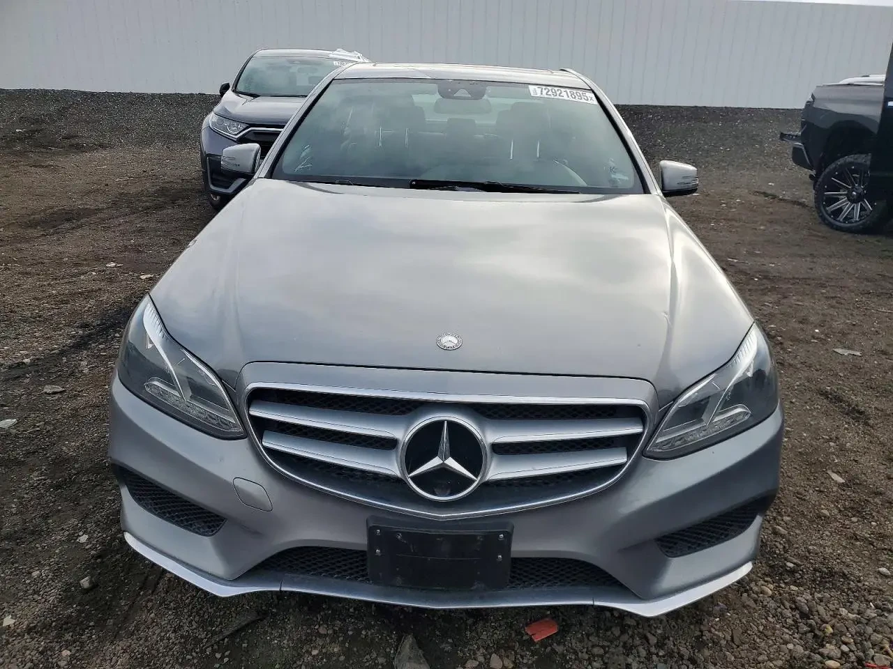 Mercedes-Benz E 350 4matic, снимка 3 - Автомобили и джипове - 53955591