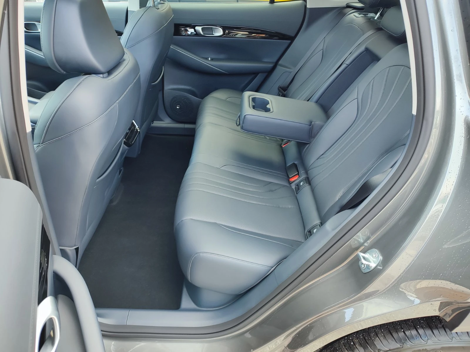 Geely EX5 MAX, снимка 12 - Автомобили и джипове - 53958713