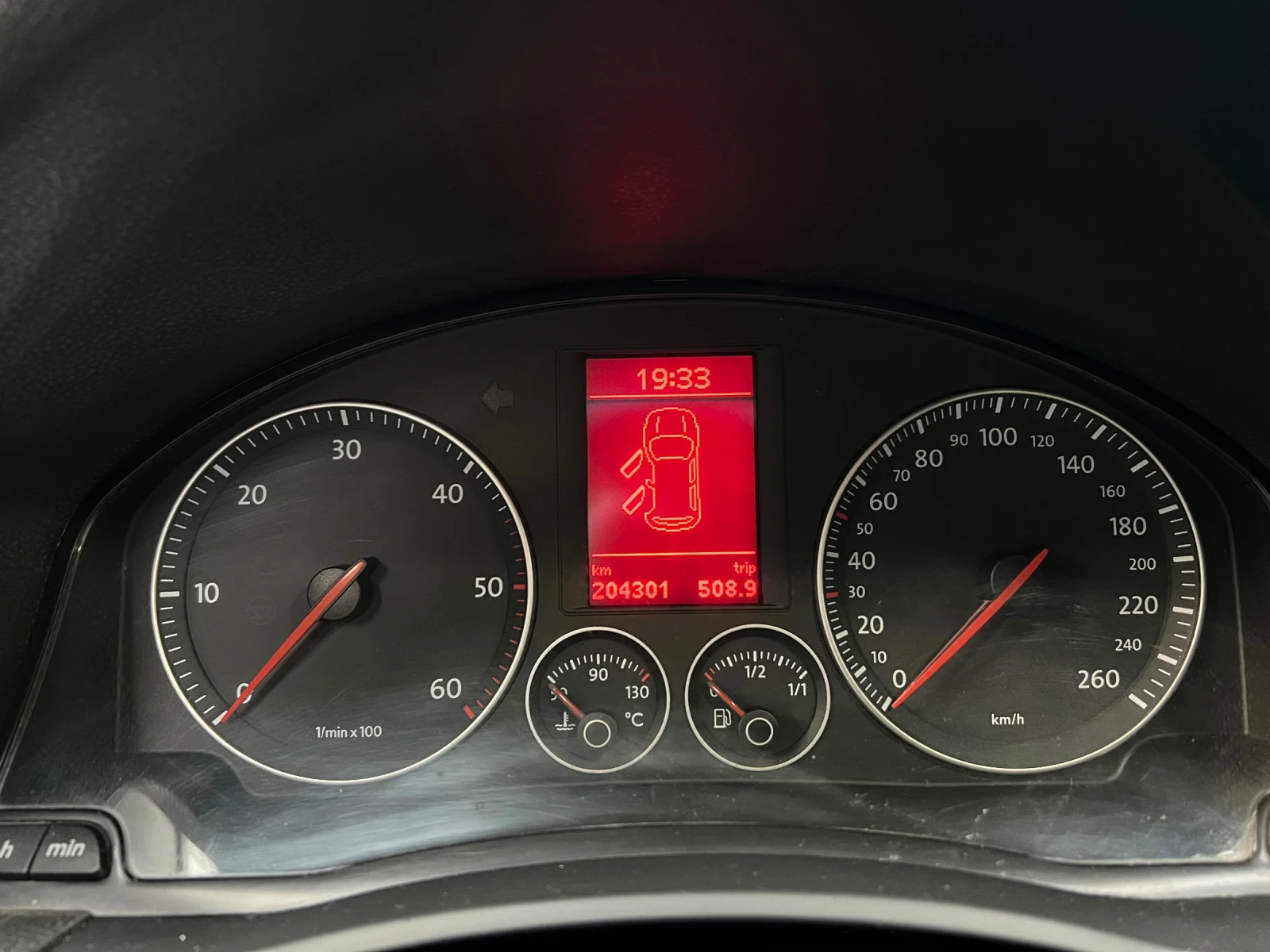 VW Golf, снимка 5 - Автомобили и джипове - 54101016