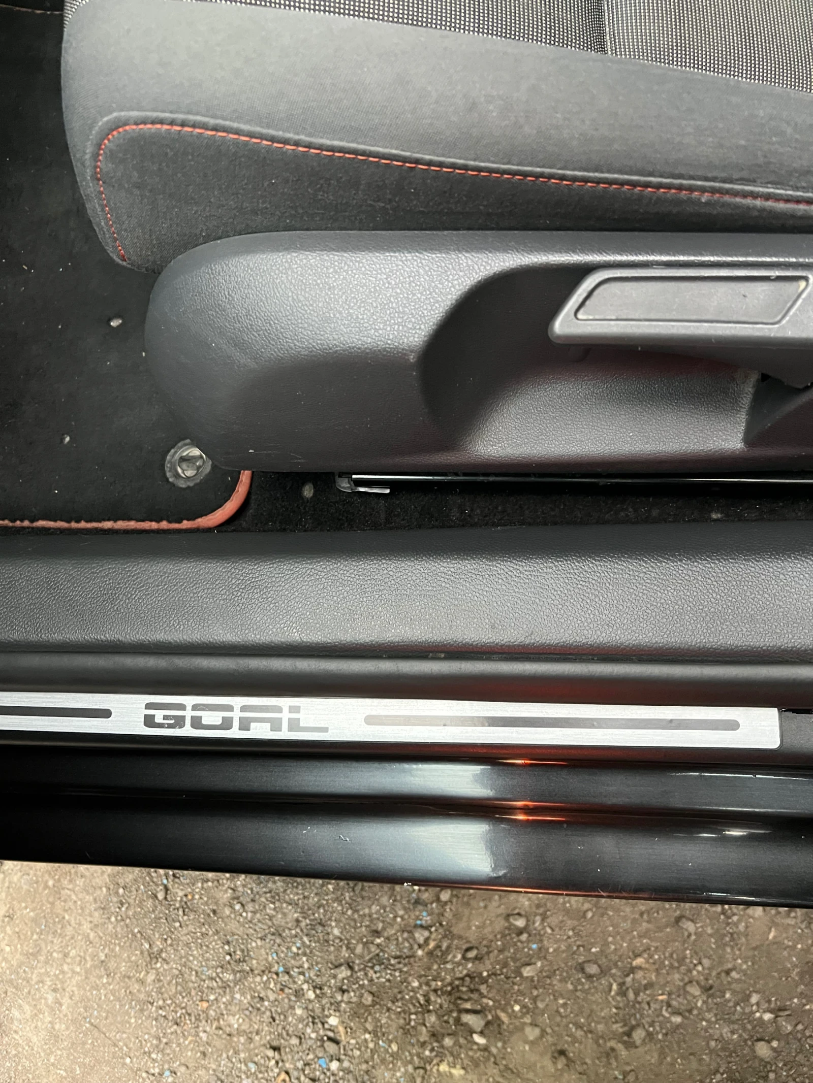 VW Golf, снимка 12 - Автомобили и джипове - 54101016