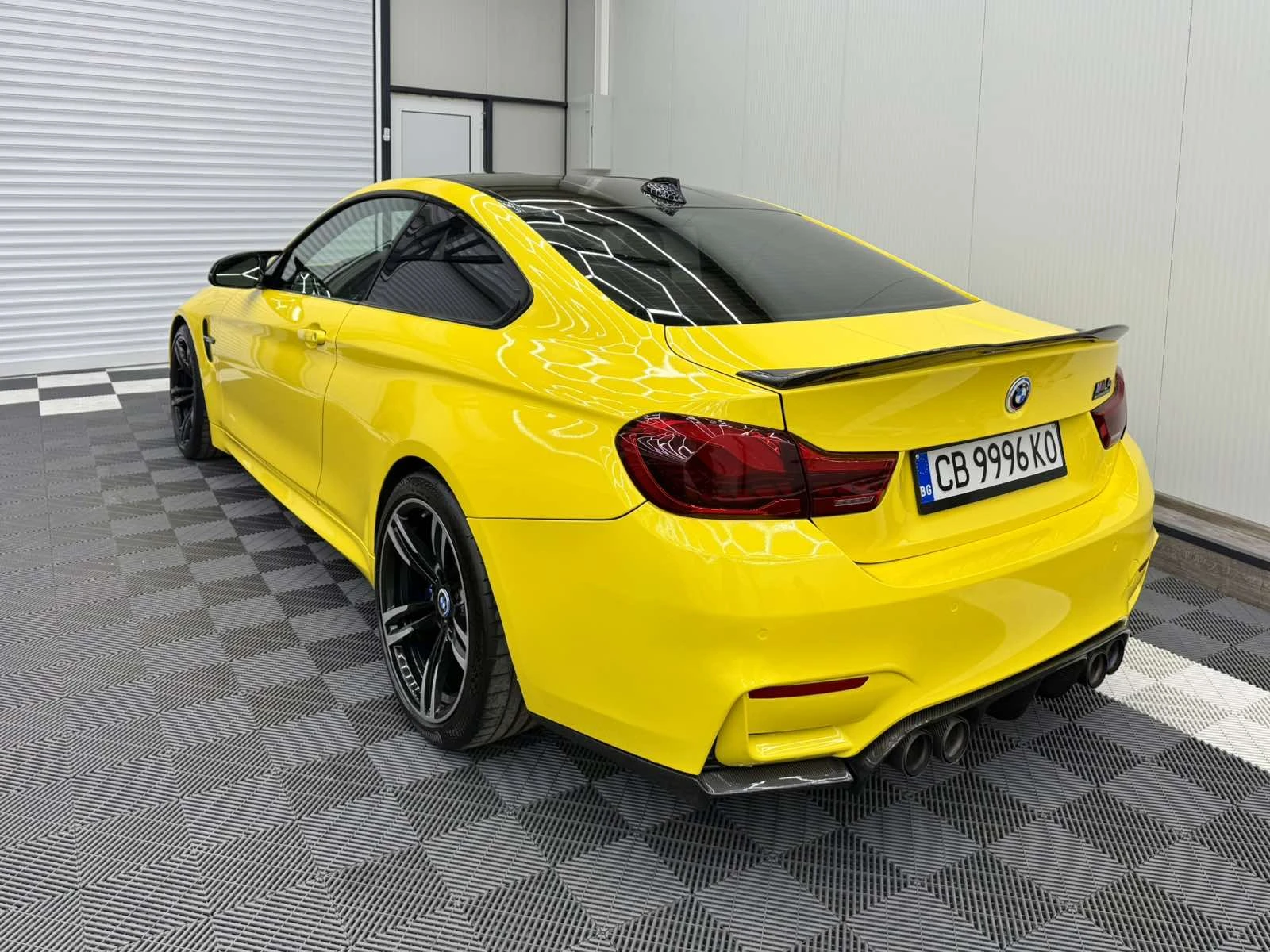 BMW M4 Track tool, снимка 2 - Автомобили и джипове - 54270965