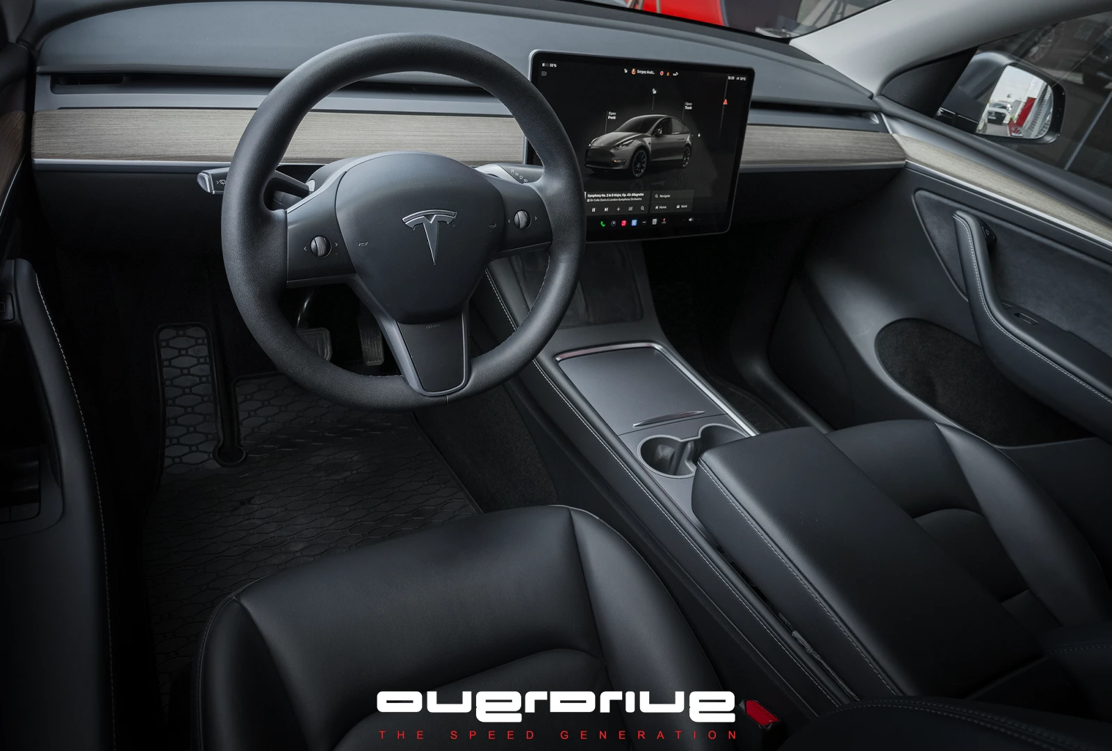 Tesla Model Y Long Range Dual Motor, снимка 14 - Автомобили и джипове - 54404739
