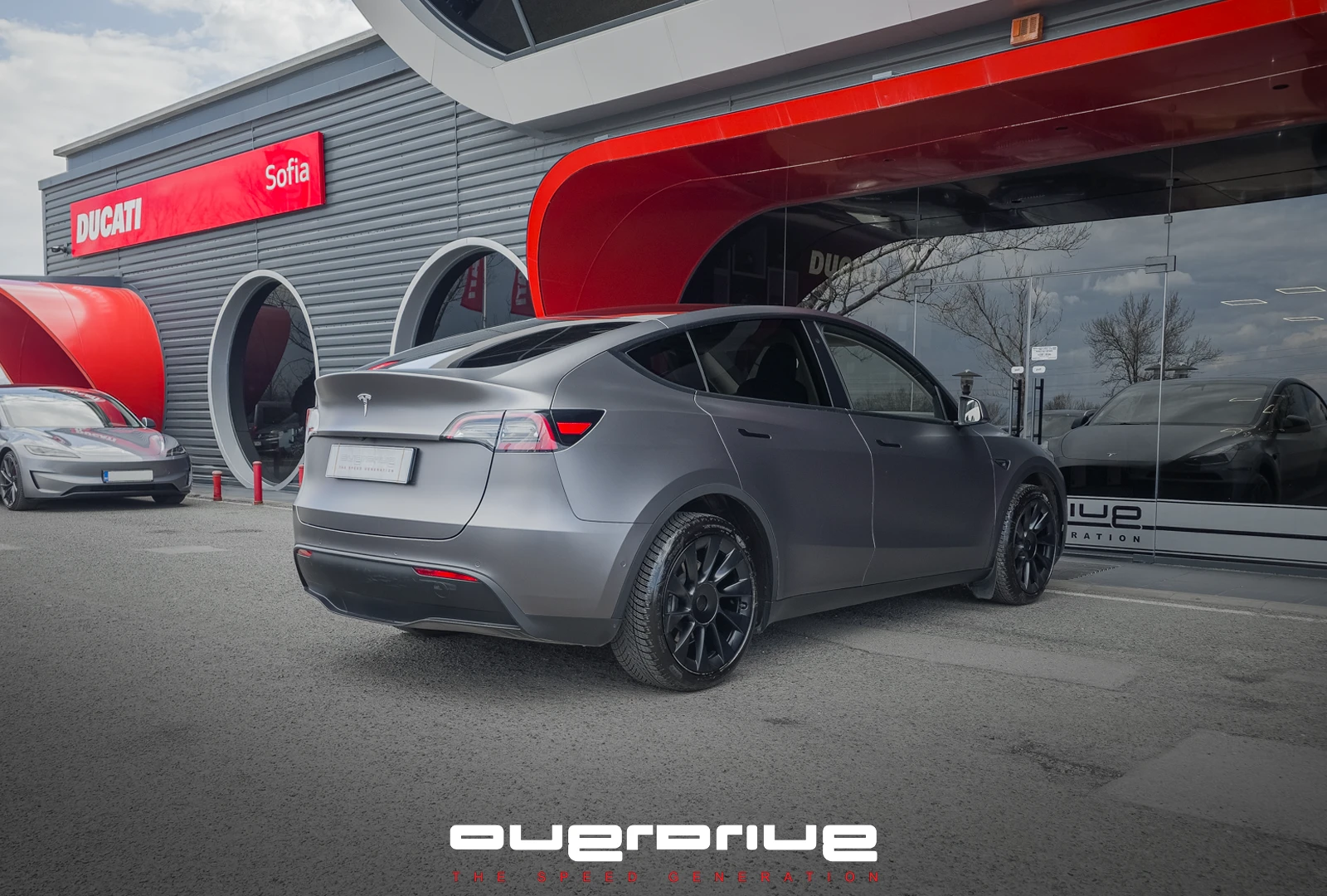 Tesla Model Y Long Range Dual Motor, снимка 5 - Автомобили и джипове - 54404739