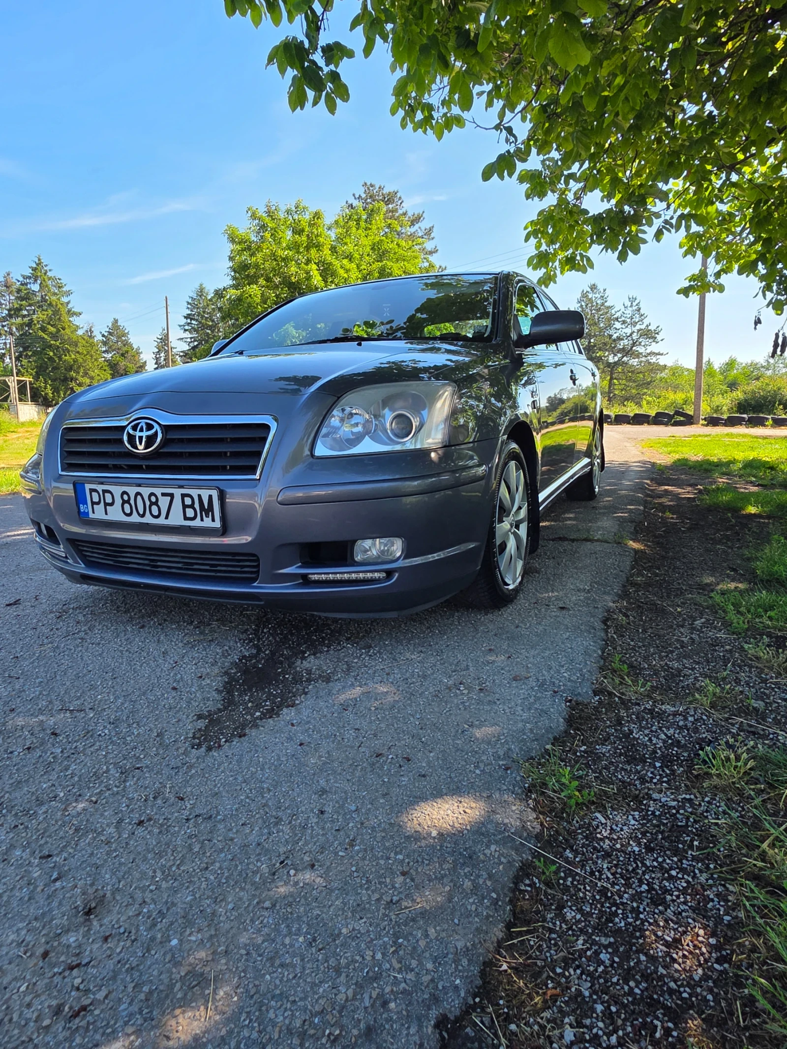 Toyota Avensis 2.0 D4D, снимка 4 - Автомобили и джипове - 54773806