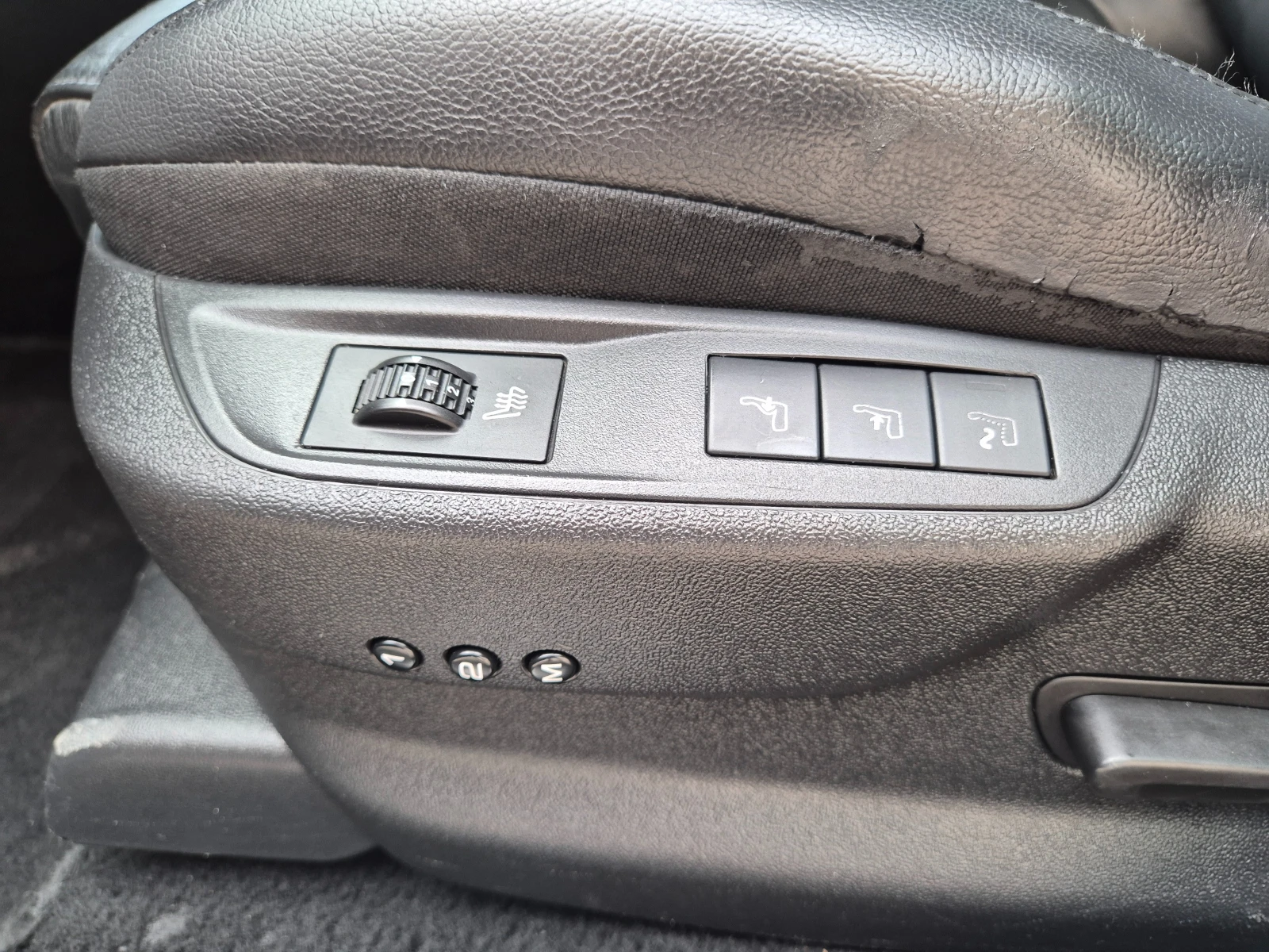 Citroen DS5 2.0HDI 4X4 FULL, снимка 16 - Автомобили и джипове - 54794274