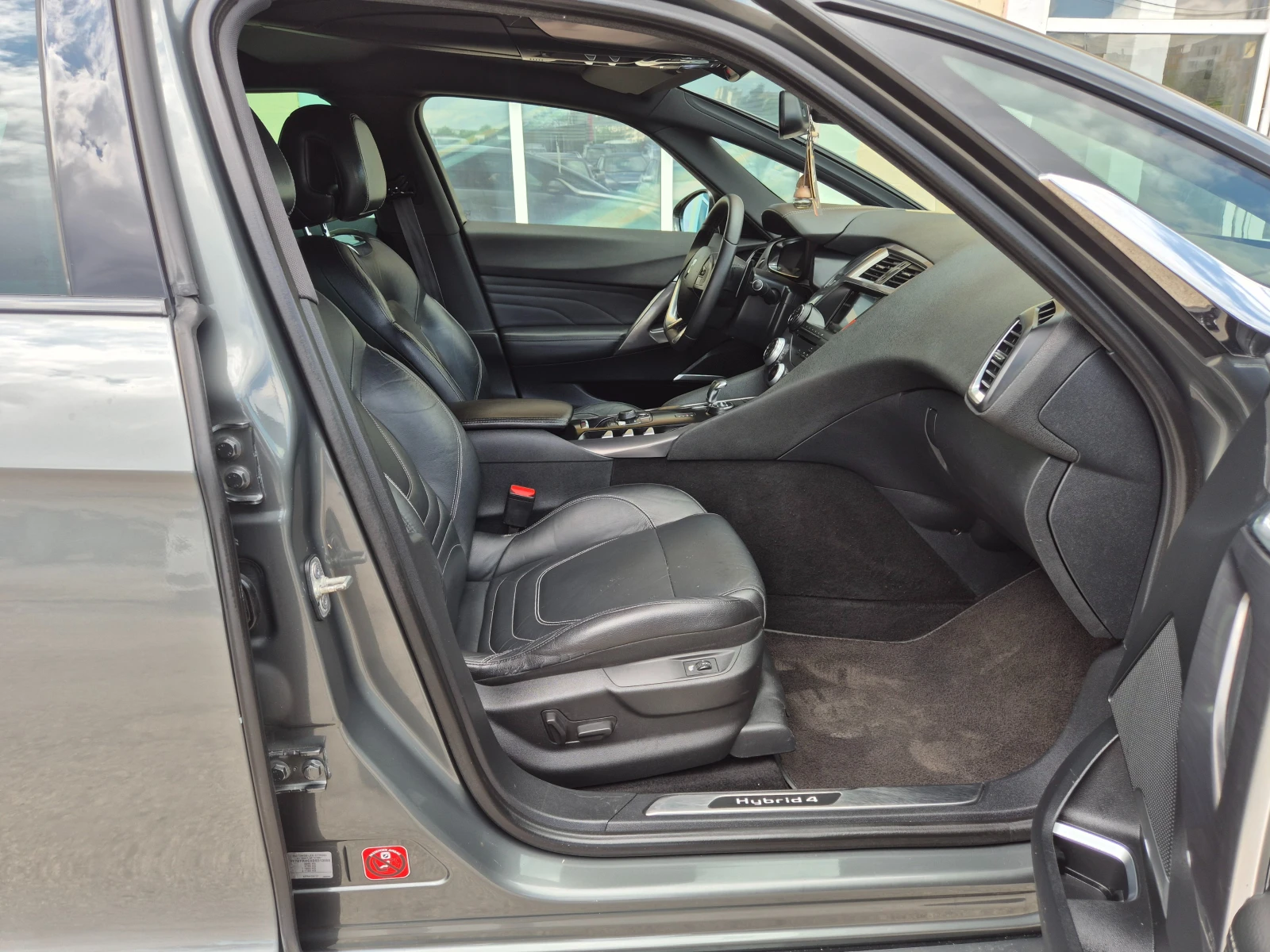 Citroen DS5 2.0HDI 4X4 FULL, снимка 15 - Автомобили и джипове - 54794274