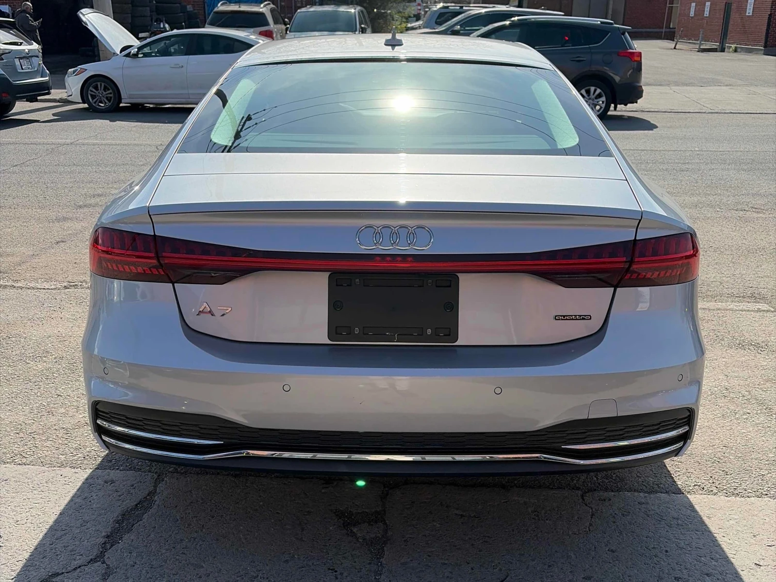 Audi A7 SPORTBACK* * CARFAX * * АВТО КРЕДИТ * * , снимка 3 - Автомобили и джипове - 54870487