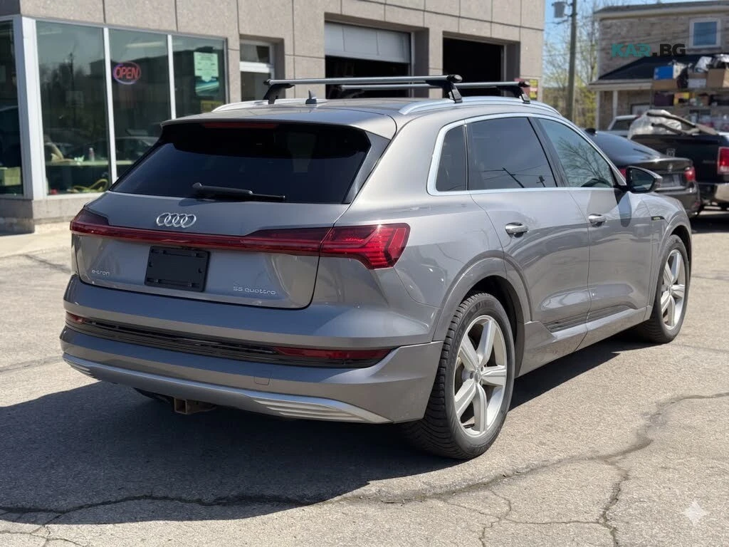 Audi E-Tron * PROGRESSIV* QUATTRO* КОЖА* ПОДГРЕВ* ПАНОРАМА* , снимка 5 - Автомобили и джипове - 54999764