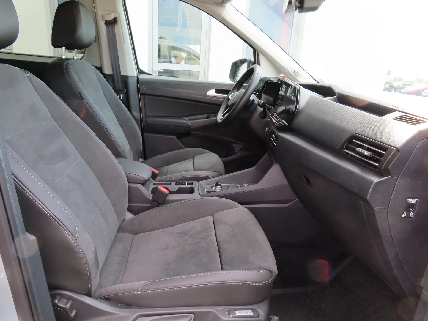 VW Caddy Maxi Style eHybrid, снимка 6 - Автомобили и джипове - 55217029