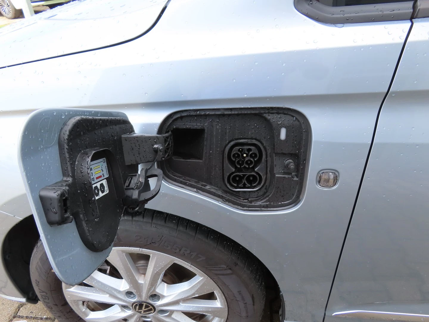 VW Caddy Maxi Style eHybrid, снимка 15 - Автомобили и джипове - 55217029