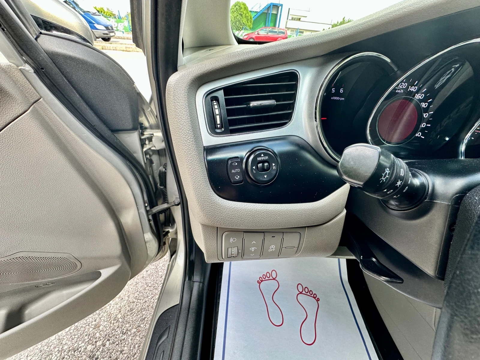 Kia Ceed 1.6 CRDI | Mobile.bg � ����������� 15