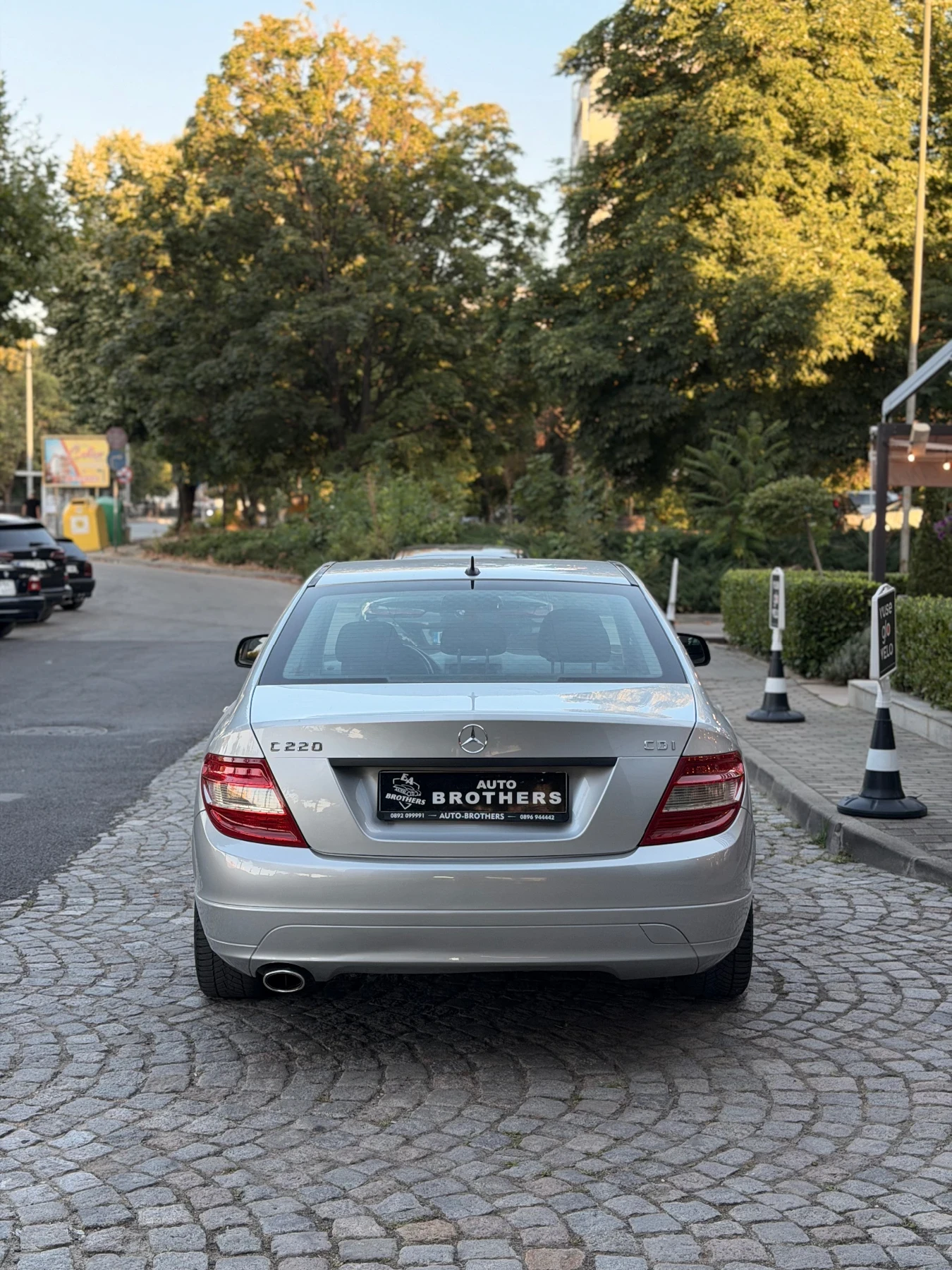Mercedes-Benz C 220 2.2 ОМ646 / Автоматик / Нави / Нов внос, снимка 5 - Автомобили и джипове - 55582352