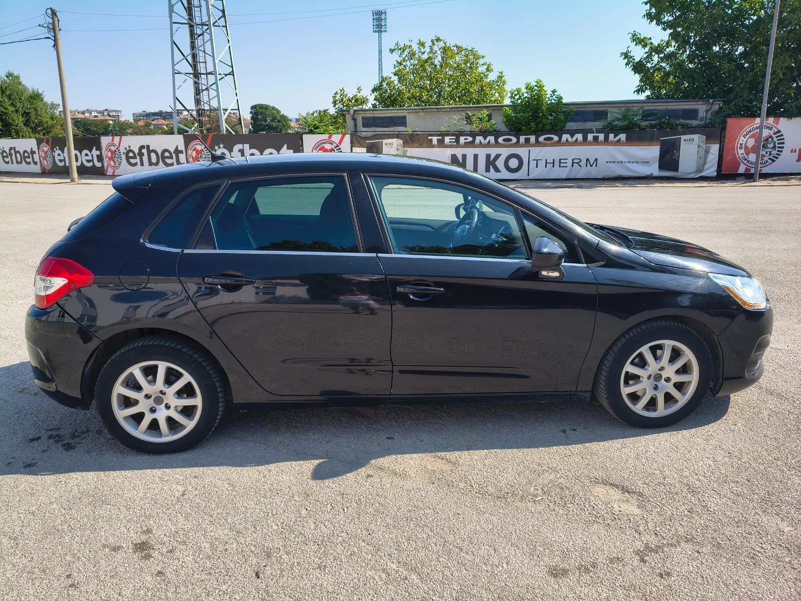 Citroen C4 e-hdi, снимка 6 - Автомобили и джипове - 55768040