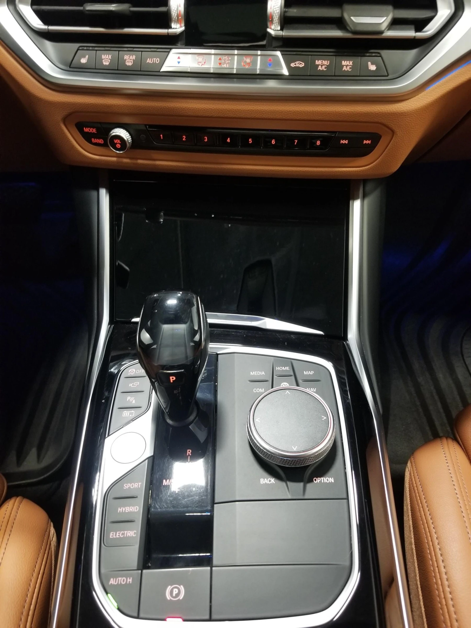 BMW 330 e xDrive * CARFAX * АВТОКРЕДИТ* , снимка 9 - Автомобили и джипове - 55949292