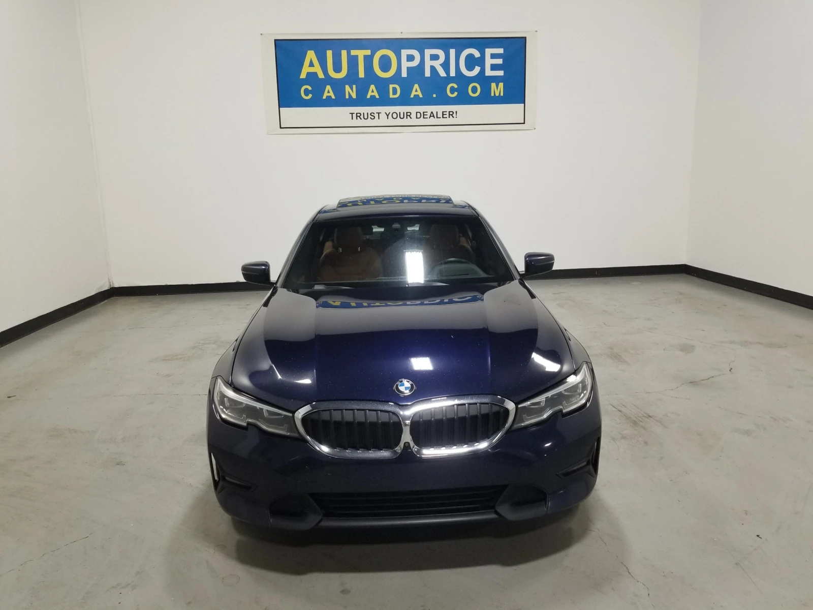 BMW 330 e xDrive * CARFAX * АВТОКРЕДИТ* , снимка 6 - Автомобили и джипове - 55949292