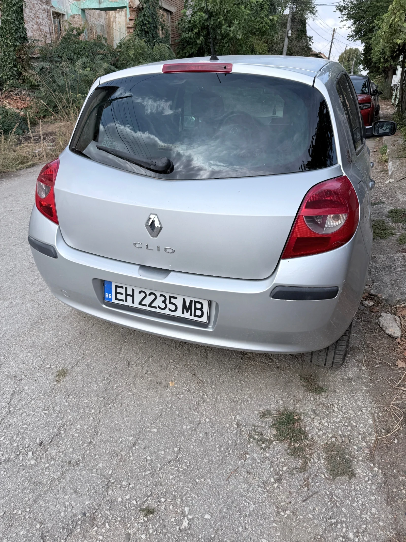 Renault Clio, снимка 9 - Автомобили и джипове - 56288270