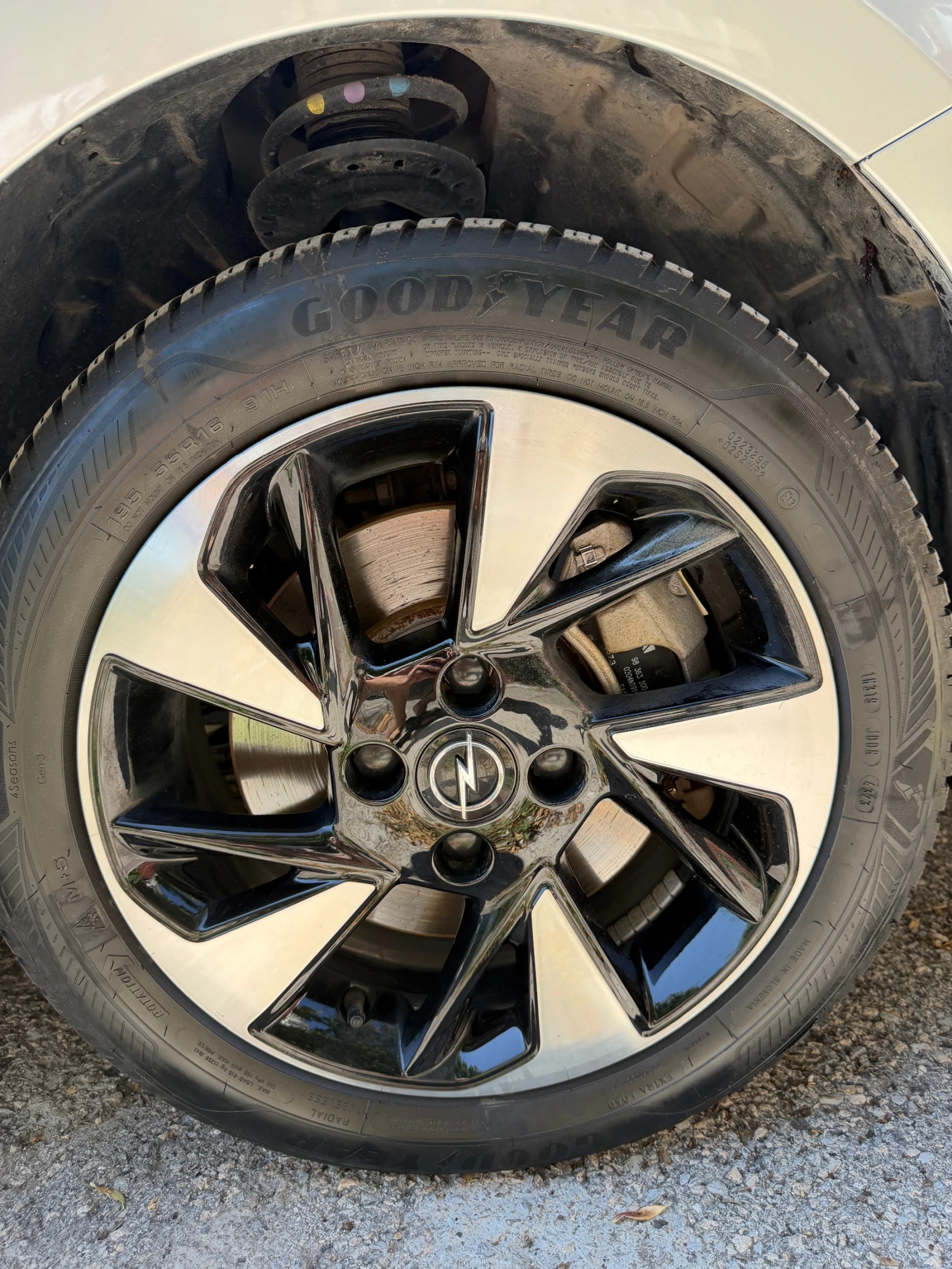 Opel Corsa, снимка 9 - Автомобили и джипове - 56485835