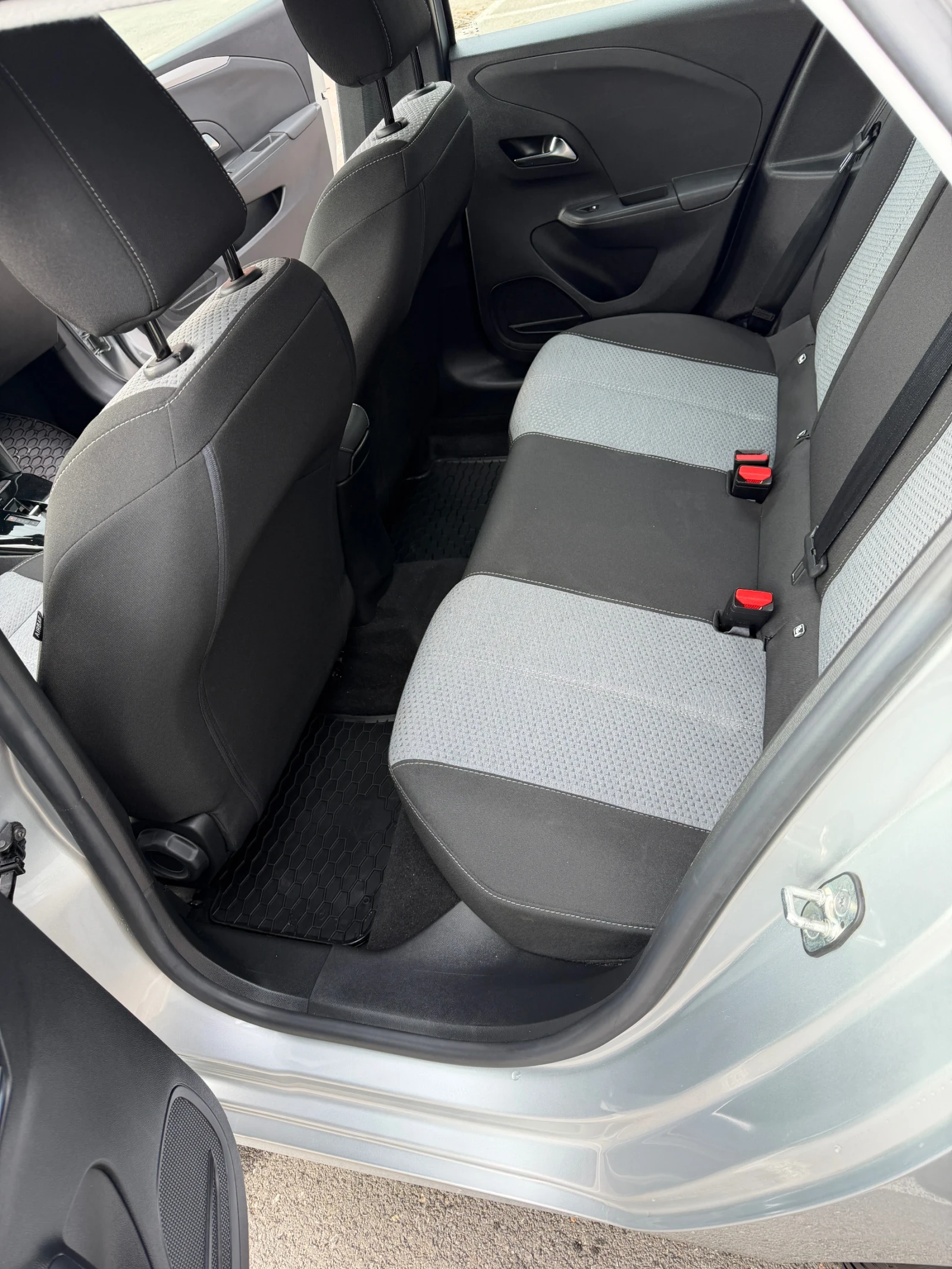 Opel Corsa, снимка 5 - Автомобили и джипове - 56485835