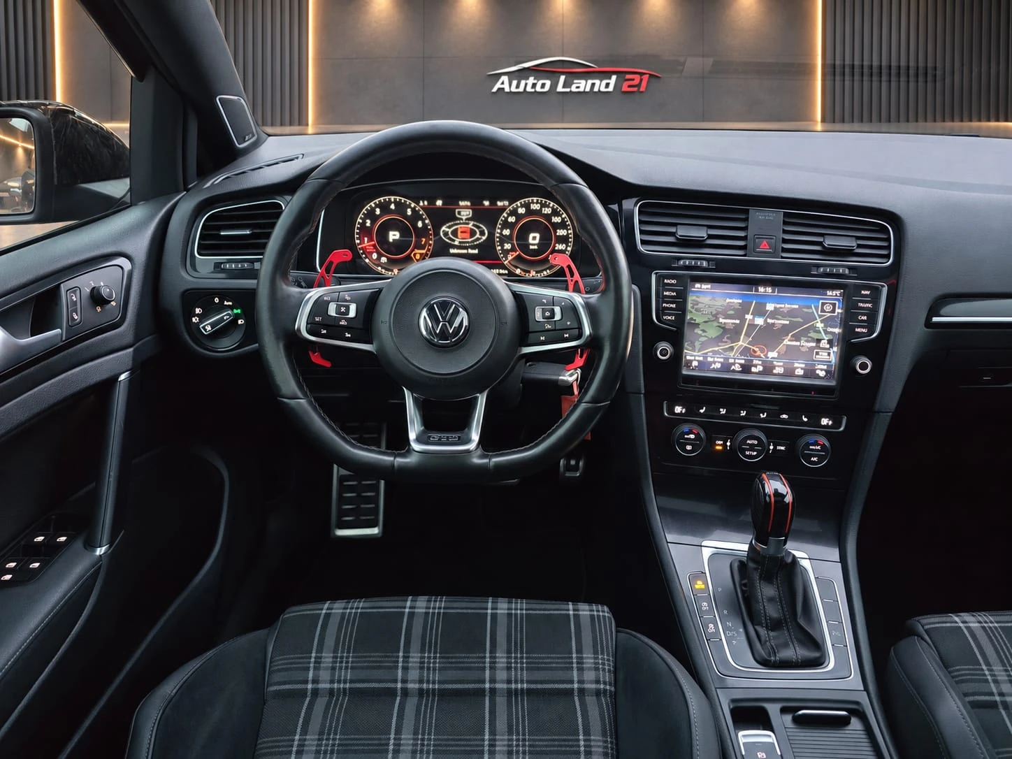 VW Golf GTD* 2.0TDI* 184кс* DSG* DIGITAL, снимка 14 - Автомобили и джипове - 56734711