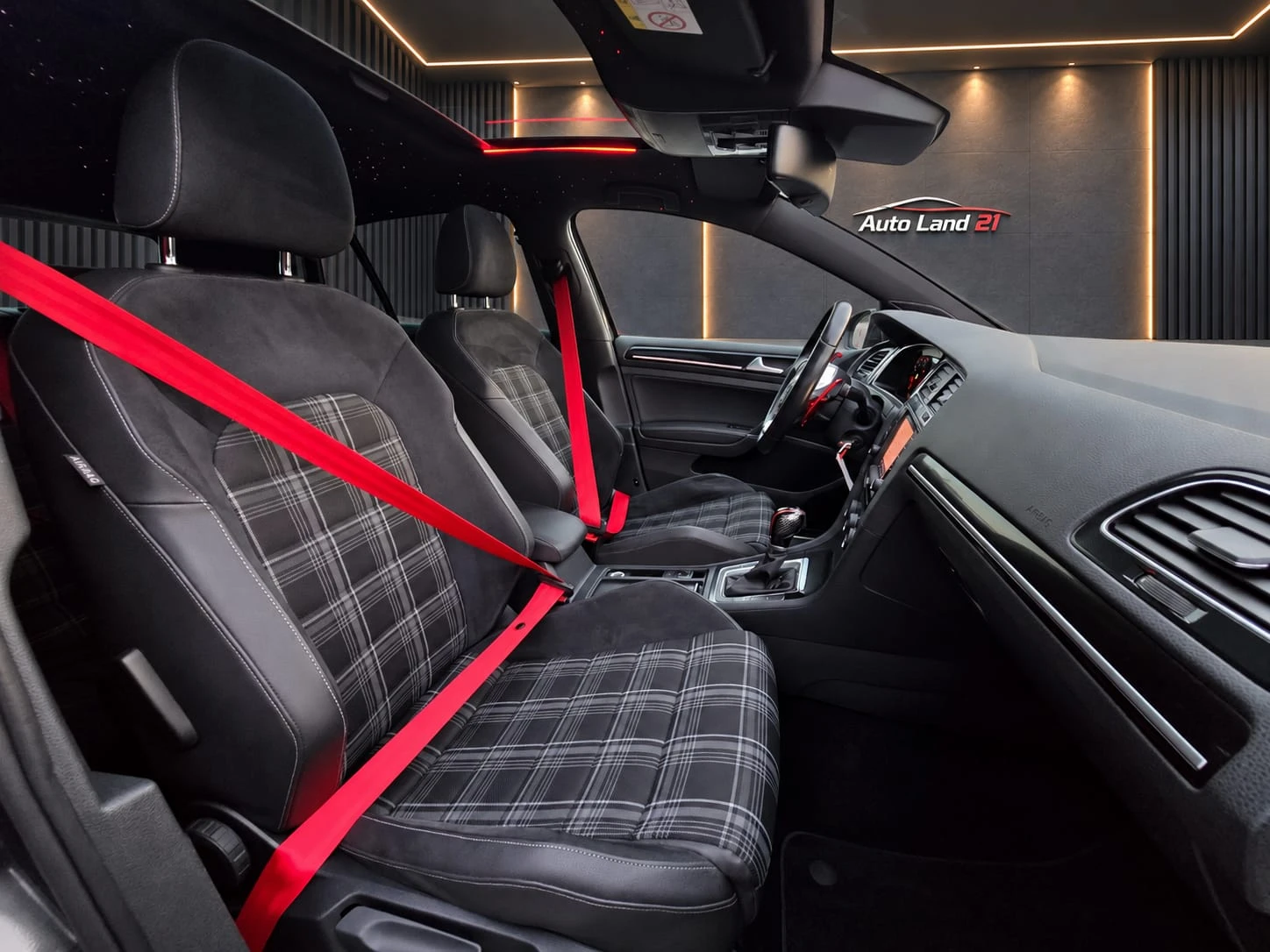 VW Golf GTD* 2.0TDI* 184кс* DSG* DIGITAL, снимка 12 - Автомобили и джипове - 56734711