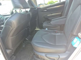 Toyota Highlander HYBRID LIMITED| HUD| 360CAM| PANO| 2 КЛЮЧА| , снимка 11