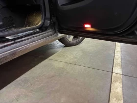 Mercedes-Benz GLC 300 ПОДГРЕВИ * ПАНО * KEYLESS * CARFAX, снимка 16