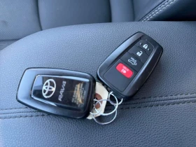 Toyota Rav4 * Hybrid Limited * CARFAX * БЕЗ ПЪРВОНАЧАЛНА ВНОСК | Auto.bg — изображение 13