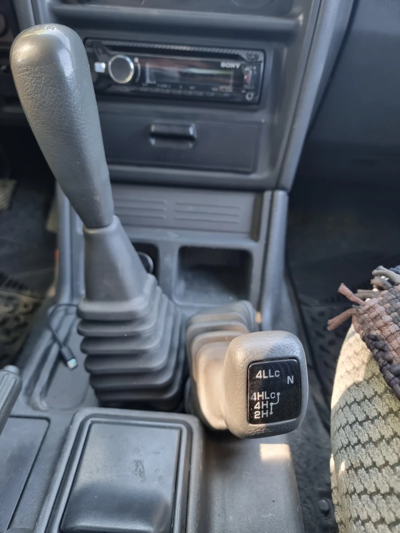 Mitsubishi Pajero GLS Super Select 2.8 125кс, снимка 5 - Автомобили и джипове - 52437103