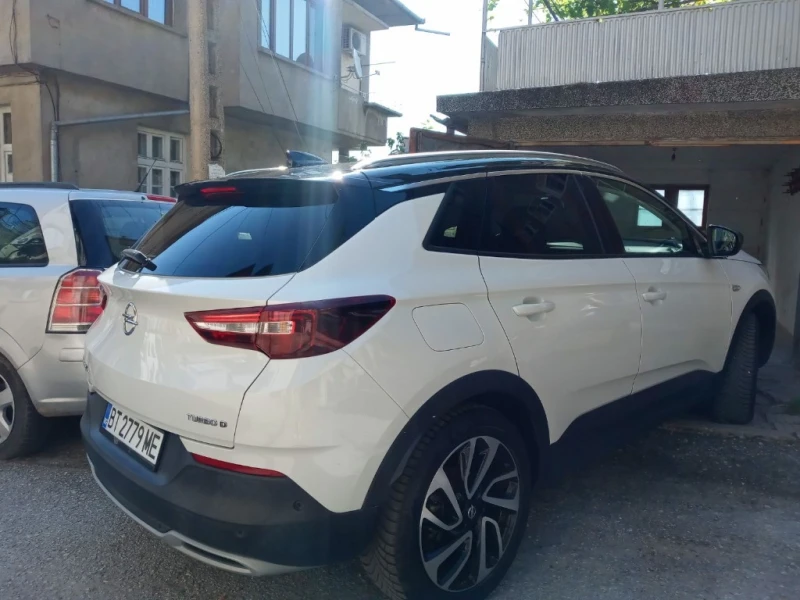 Opel Grandland X, снимка 3 - Автомобили и джипове - 51684024