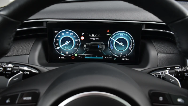 Hyundai Tucson 1.6 T-GDi PREMIUM Plug-in Hybrid 4x4 Automatic, снимка 12 - Автомобили и джипове - 52090142