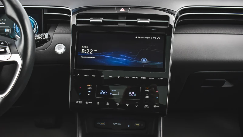 Hyundai Tucson 1.6 T-GDi PREMIUM Plug-in Hybrid 4x4 Automatic, снимка 10 - Автомобили и джипове - 52090142