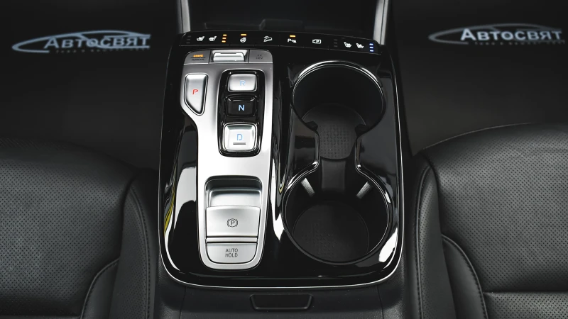 Hyundai Tucson 1.6 T-GDi PREMIUM Plug-in Hybrid 4x4 Automatic, снимка 11 - Автомобили и джипове - 52090142