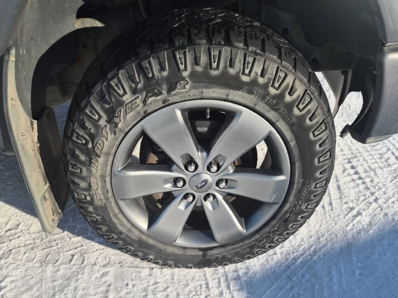 Ford F150 * 4WD SuperCrew * CARFAX * БЕЗ ПЪРВОНАЧАЛНА ВНОСКА, снимка 7 - Автомобили и джипове - 53154148