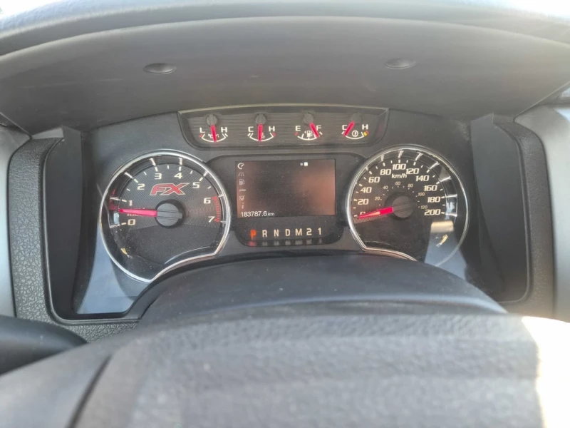 Ford F150 * 4WD SuperCrew * CARFAX * БЕЗ ПЪРВОНАЧАЛНА ВНОСКА, снимка 8 - Автомобили и джипове - 53154148