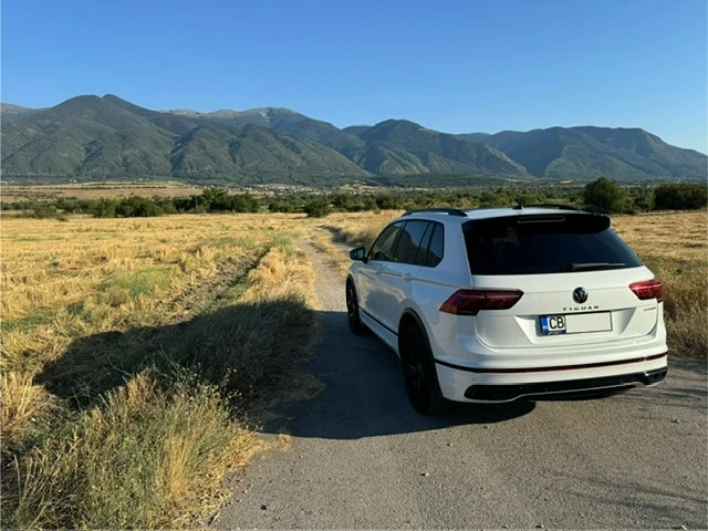 VW Tiguan Plugin hybrid Type R white pearl гаранационен, снимка 6 - Автомобили и джипове - 48395631