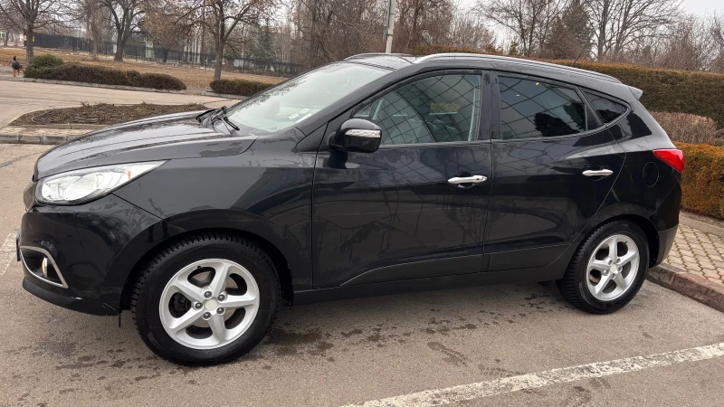 Hyundai IX35 IX35 2.0 CRDI 4X4 Automatic Navi Panorama - 22500 лв. - 98620120 | Car24.bg