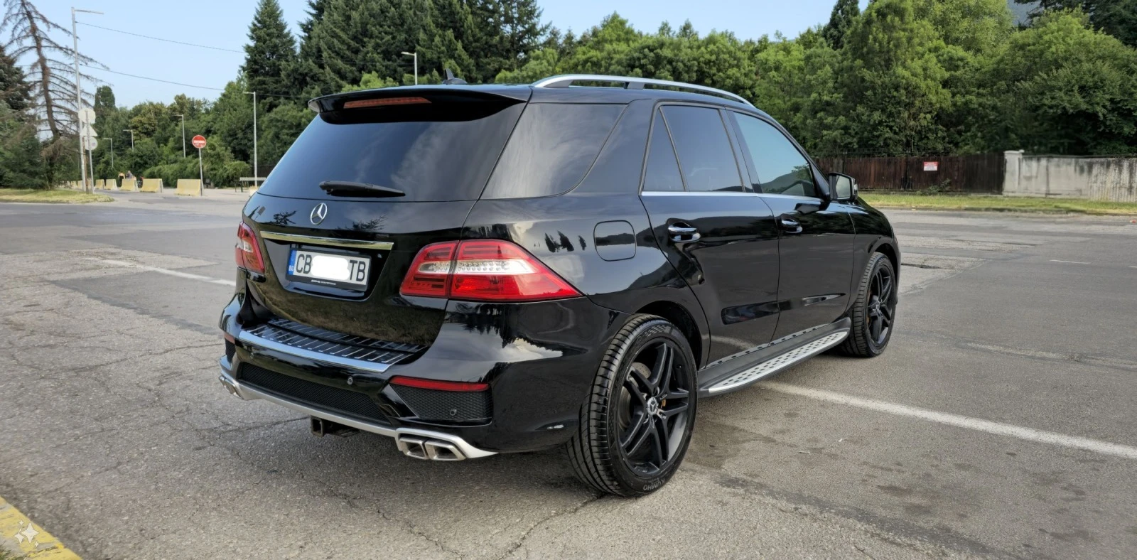 Mercedes-Benz ML 550  - изображение 3