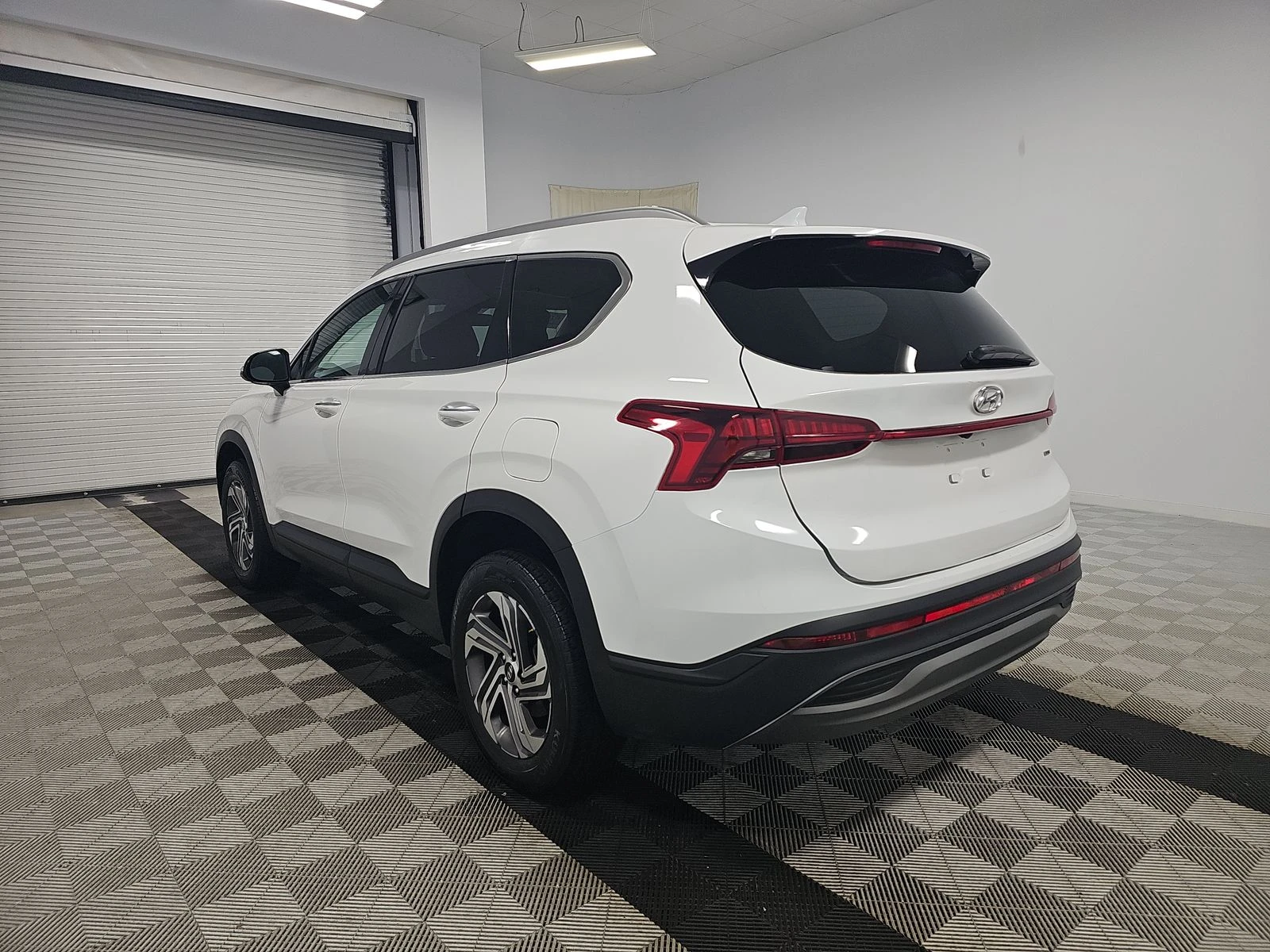 Hyundai Santa fe 2023* SEL* DSITRONIK* LANE ASSIST* KEYLESS* ПОДГРЕ - изображение 6